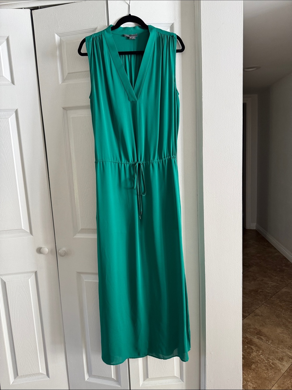 Vince Emerald Green V-Neck Robe size m
